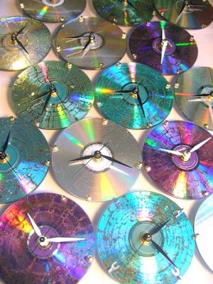 inovice: CD-Clock