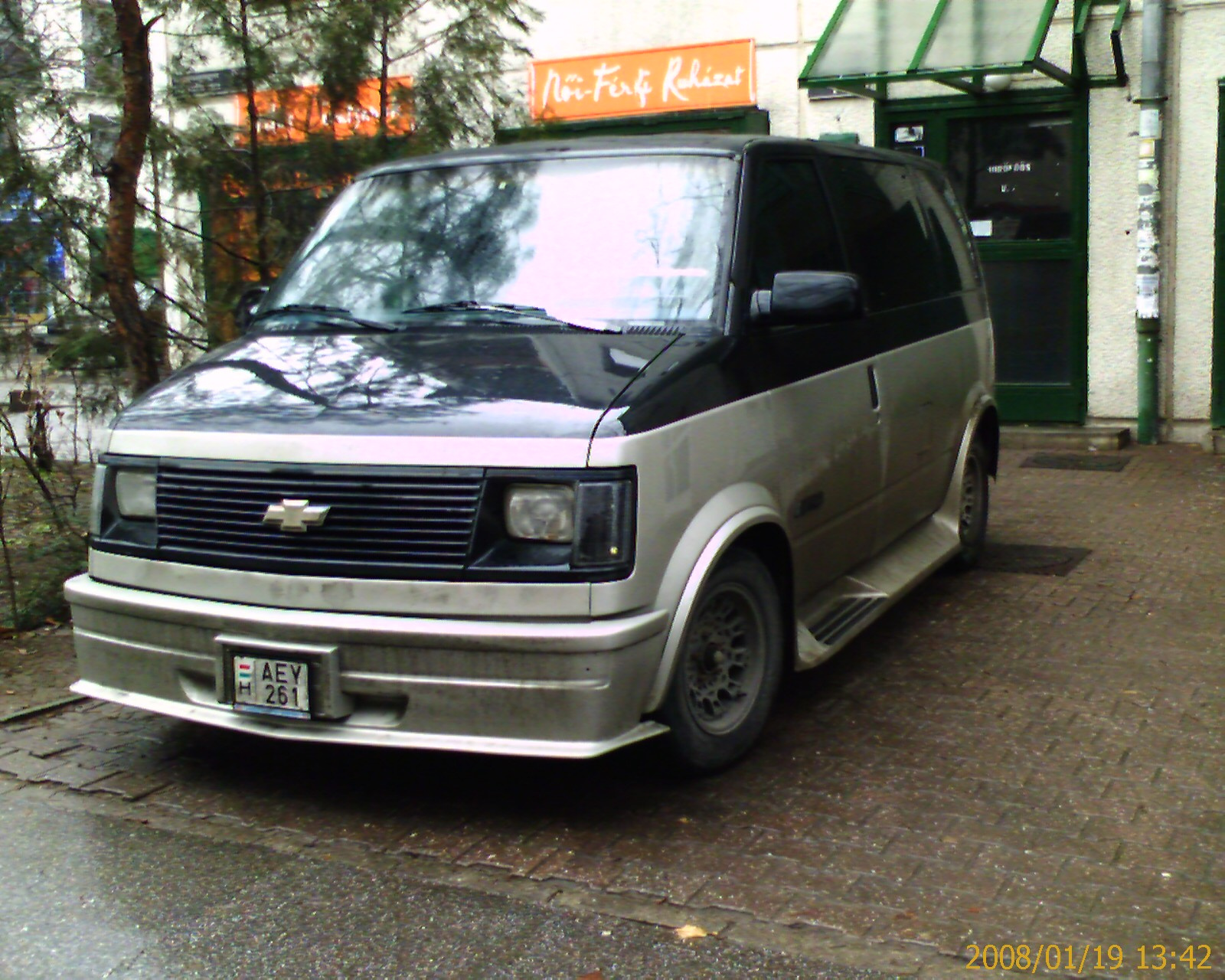 Chevrolet Astro BiColour IMAGE 00046