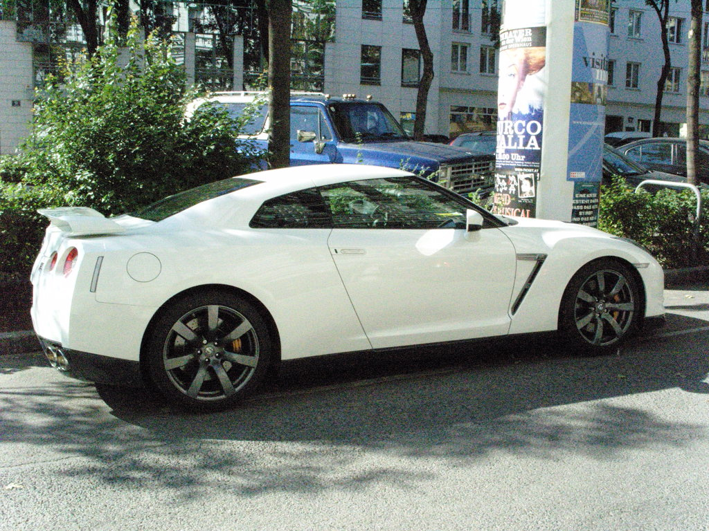 Nissan GT-R (Bécs)