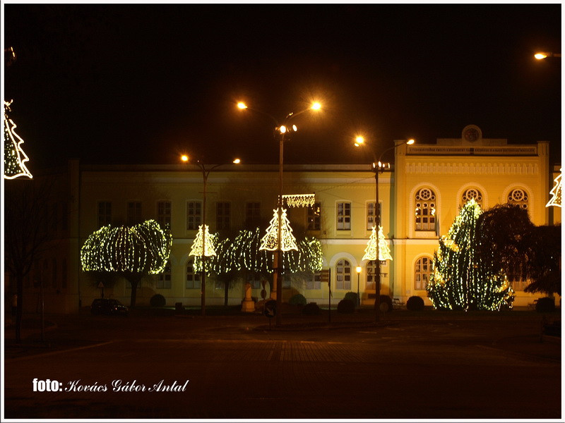 ünnepi díszbe öltözve 011