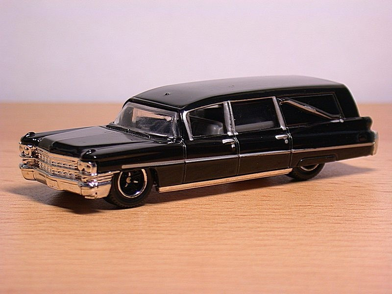 CADILLAC HEARSE M.BOX 1 81