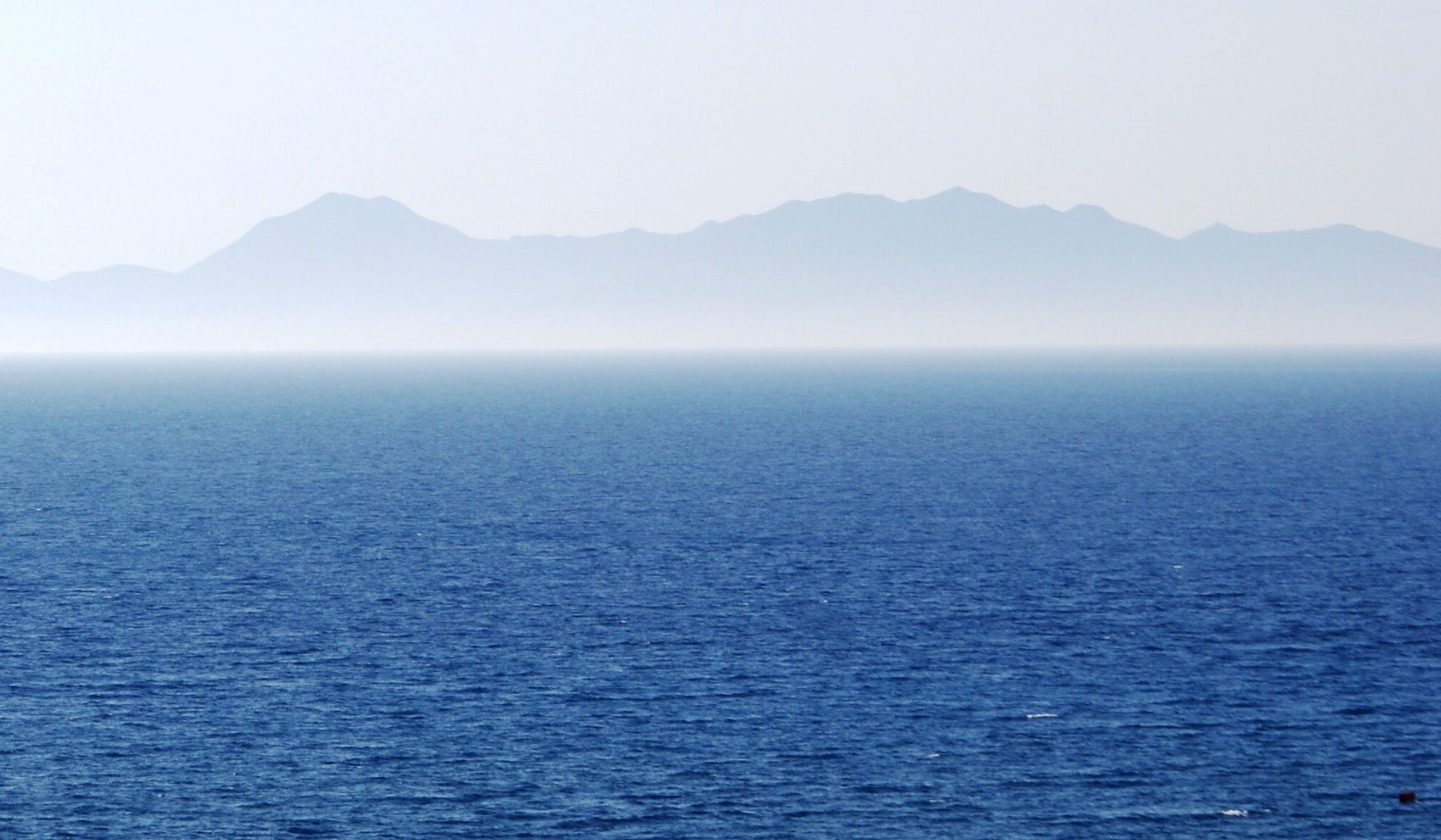 Variációk kék színre - a tenger Rodosz partjainál