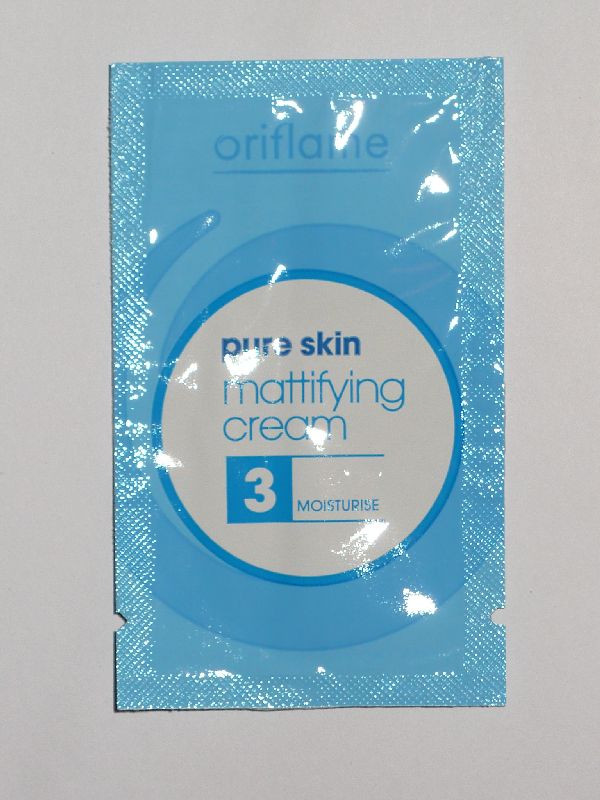 Arckrém minta Oriflame pure skin mattító P1030640