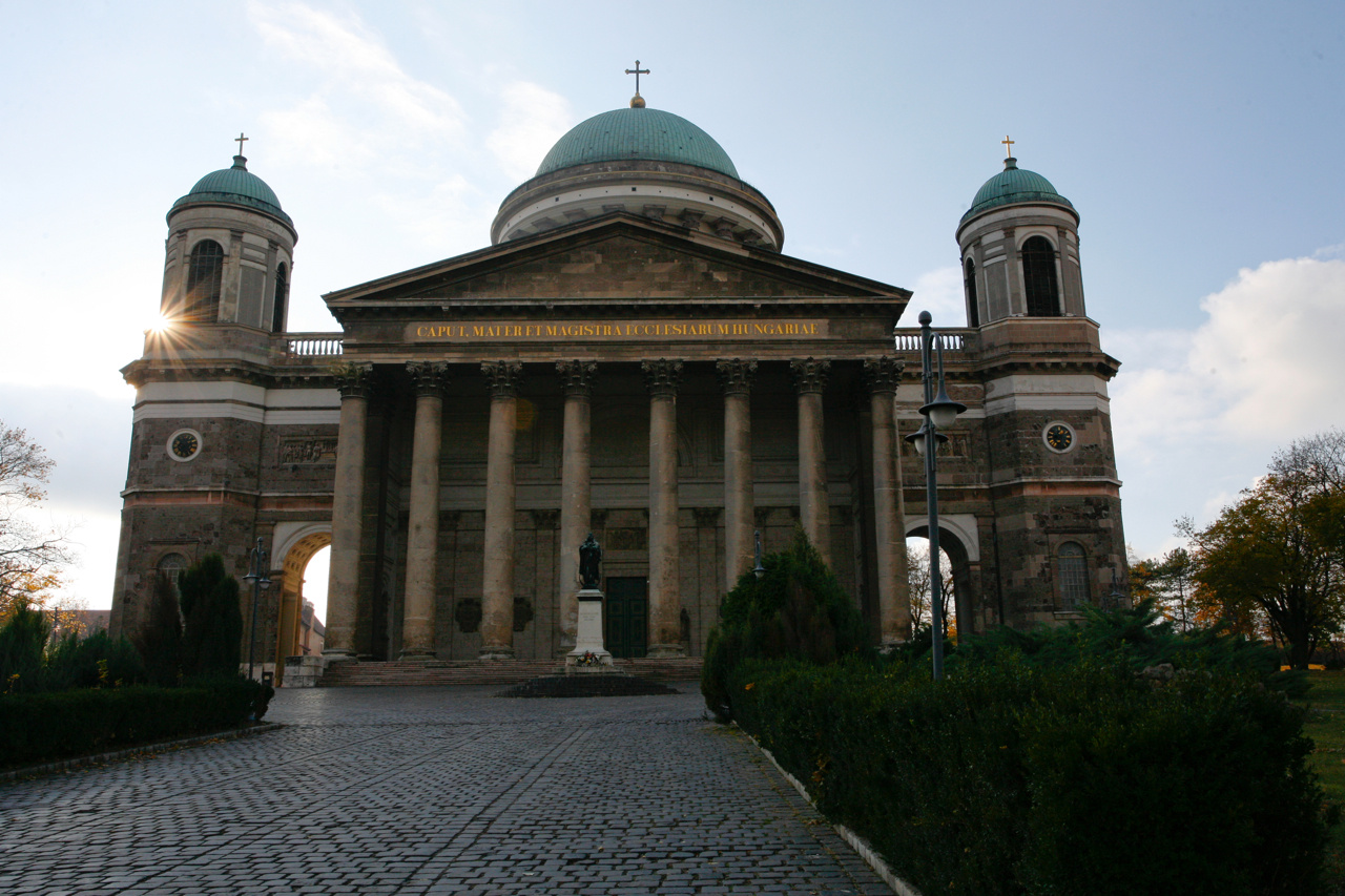 Esztergom, Bazilika