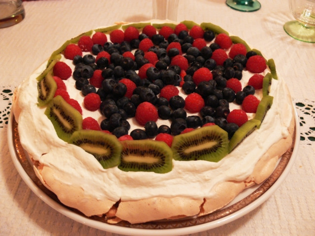 pavlova torta 2