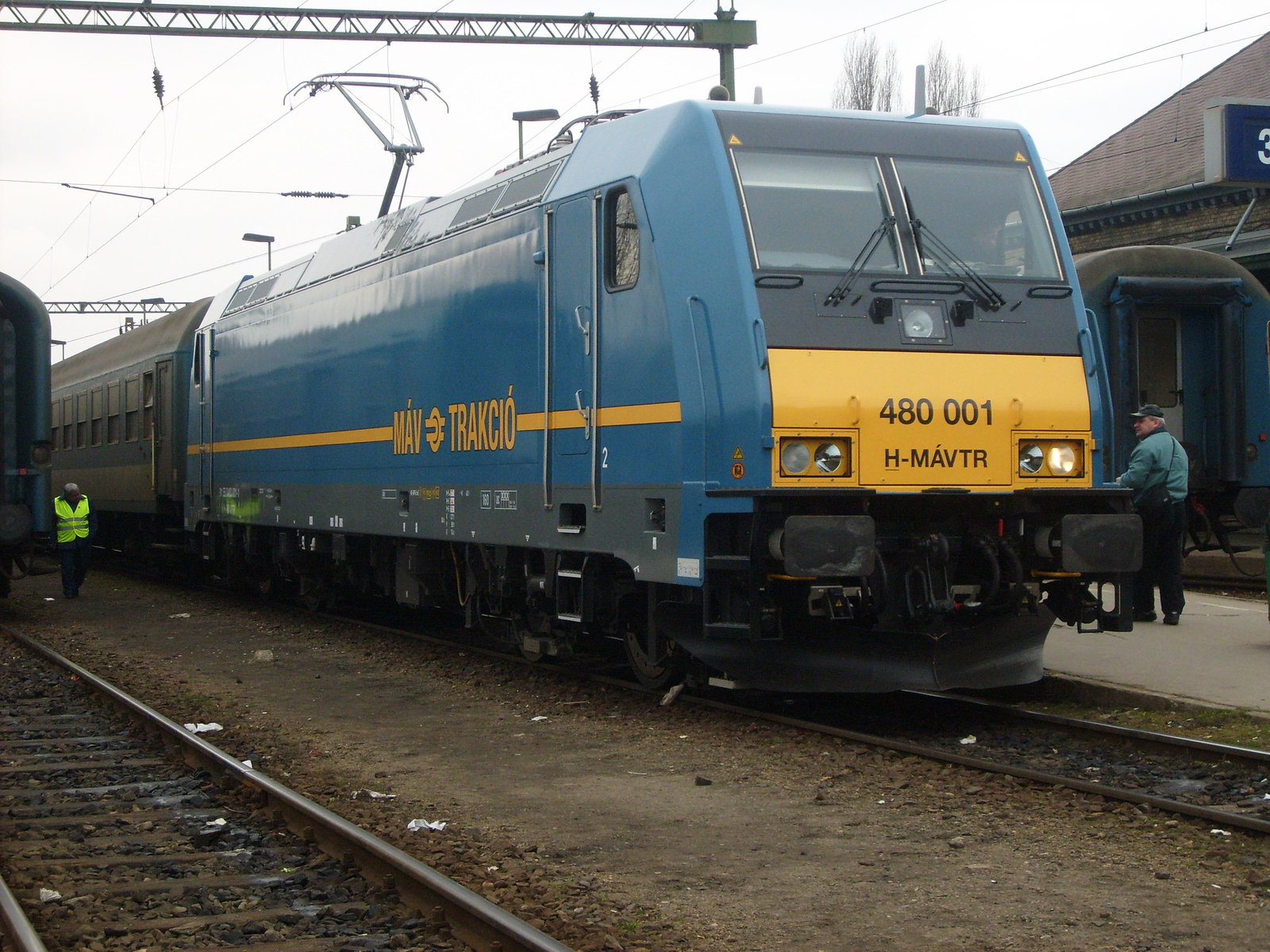 480 001 (2)