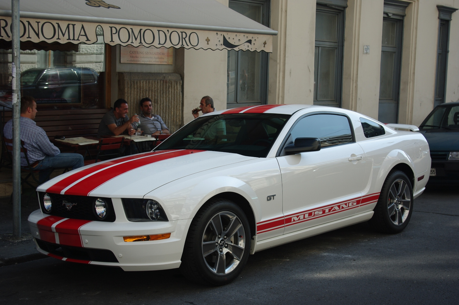 Ford Mustang GT (8)