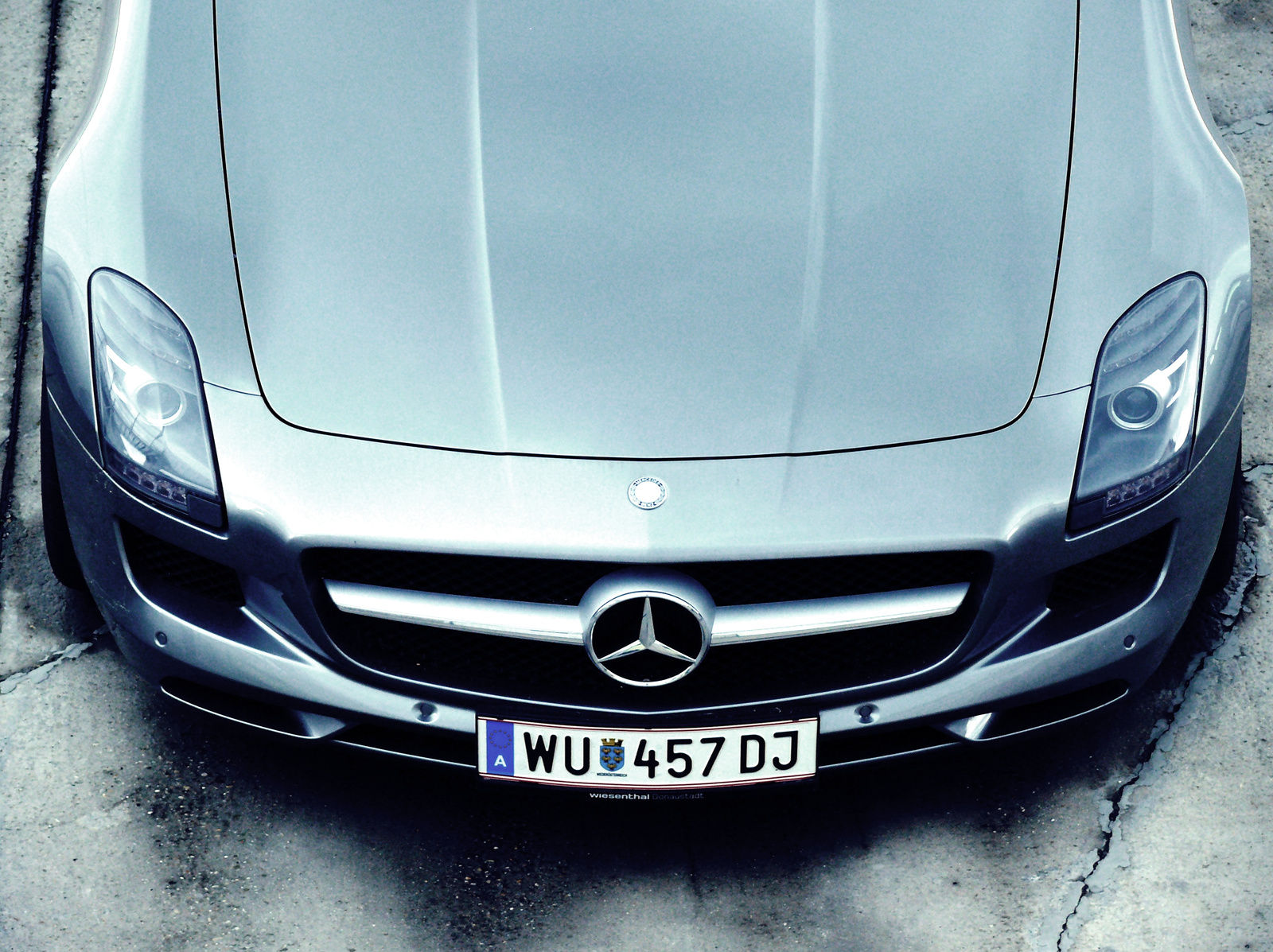 Mercedes SLS