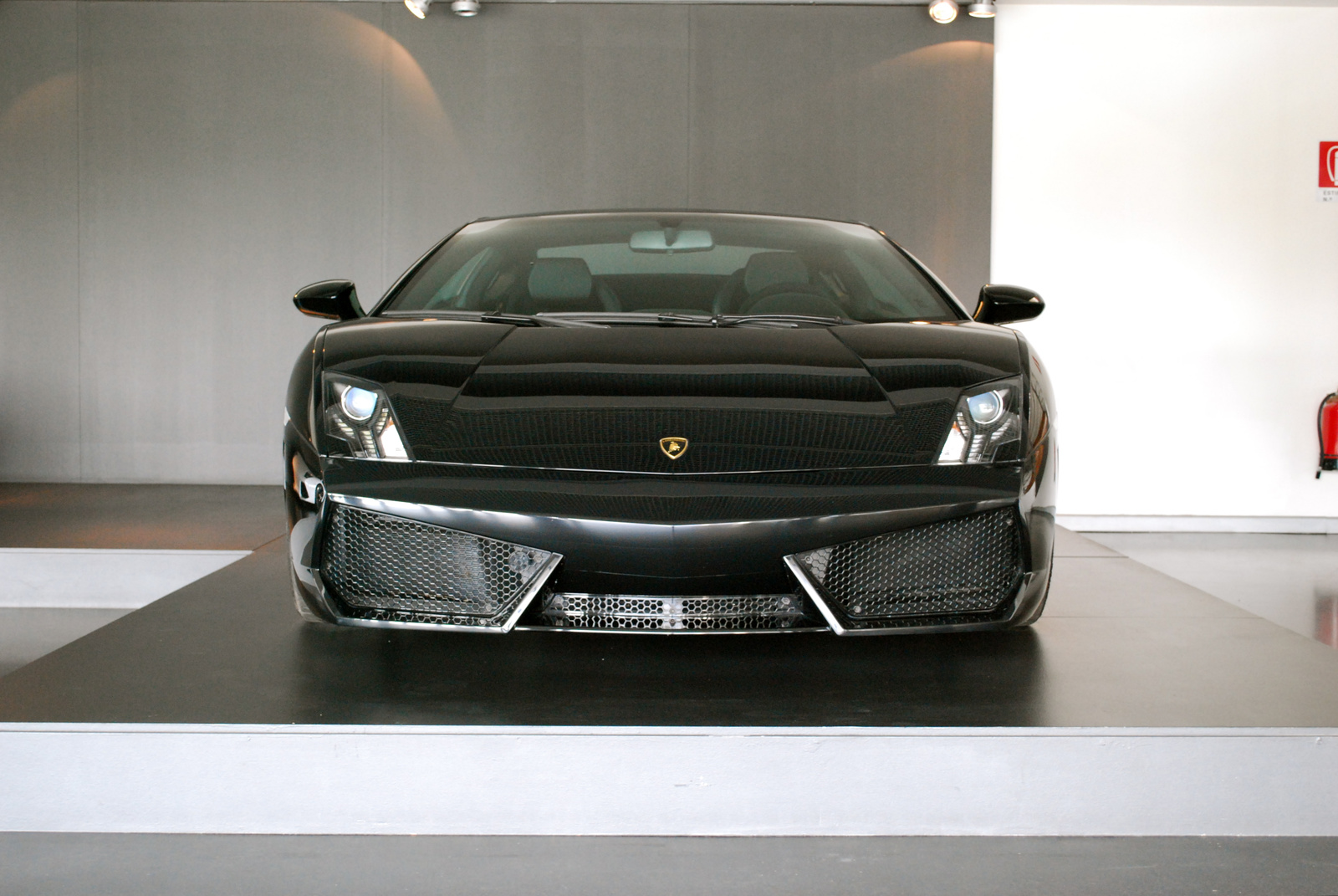 Lamborghini LP560-4