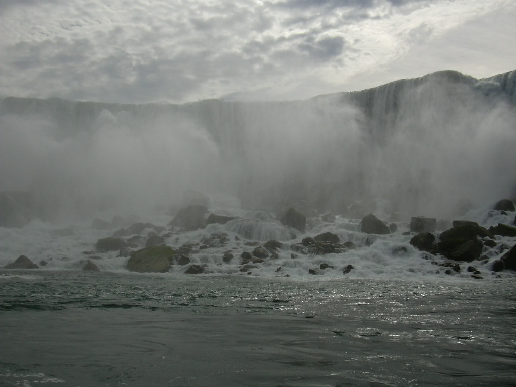 149 Hajóút a Horseshoe Falls-hoz-American Falls