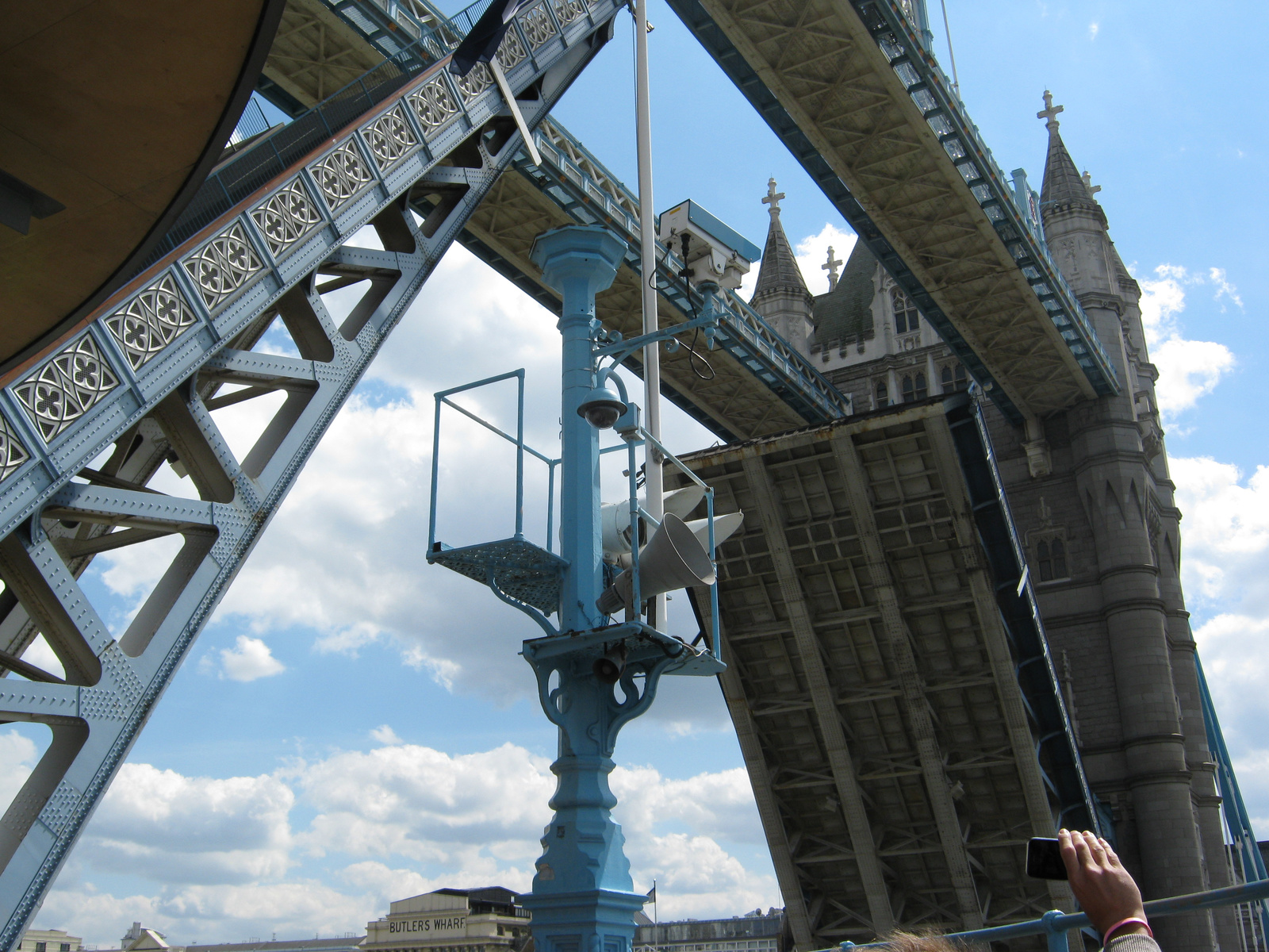 20100528-1 tower bridge (1)