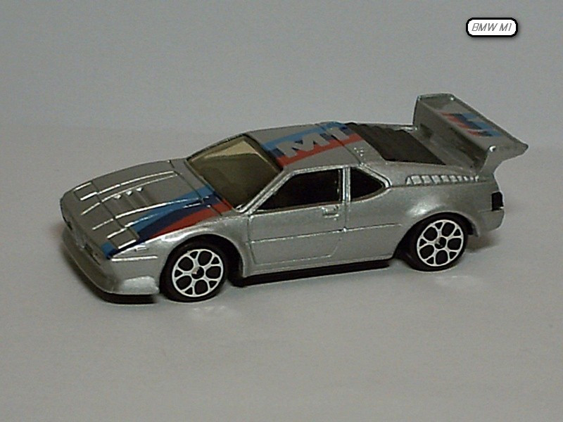 BMW M1 MAISTO 1 64