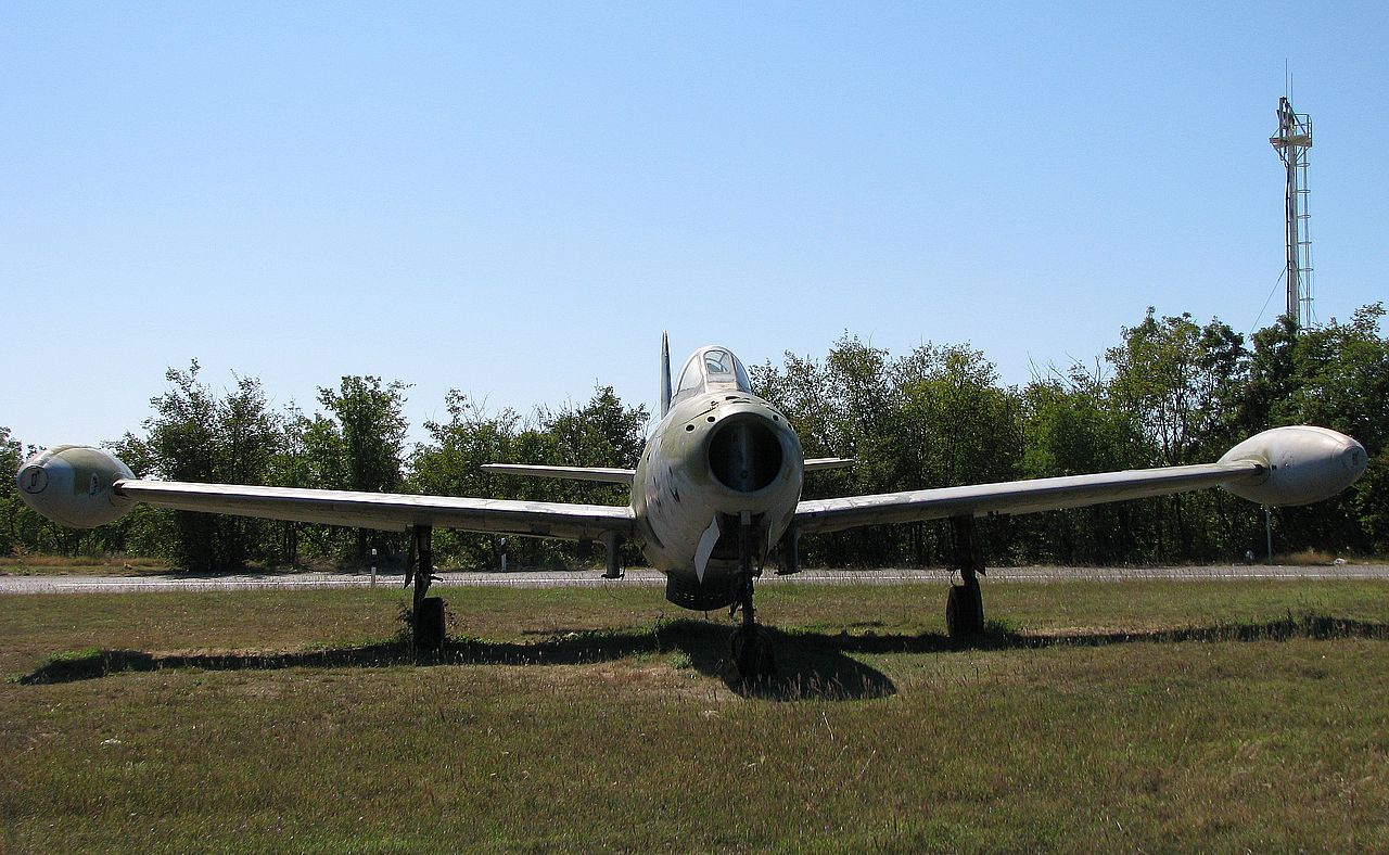 009 F-84G Thunderjet