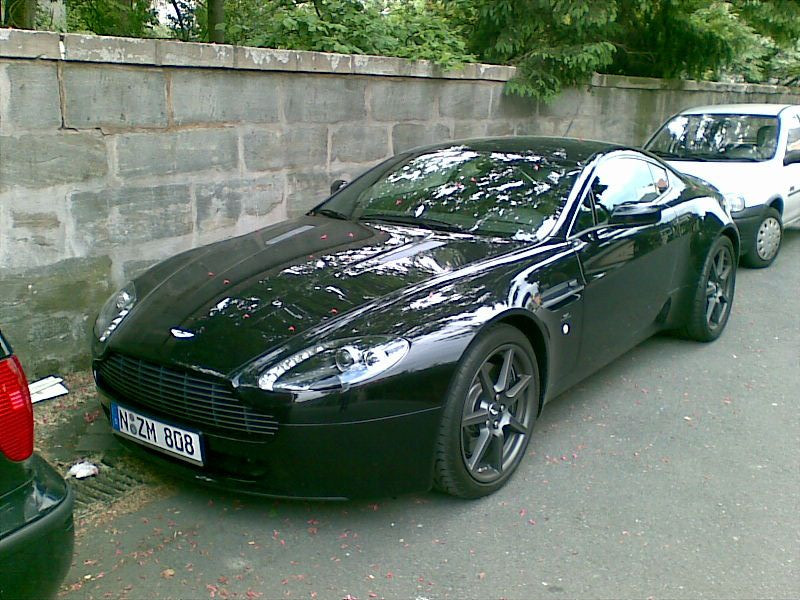 Aston Martin V8 Vantage