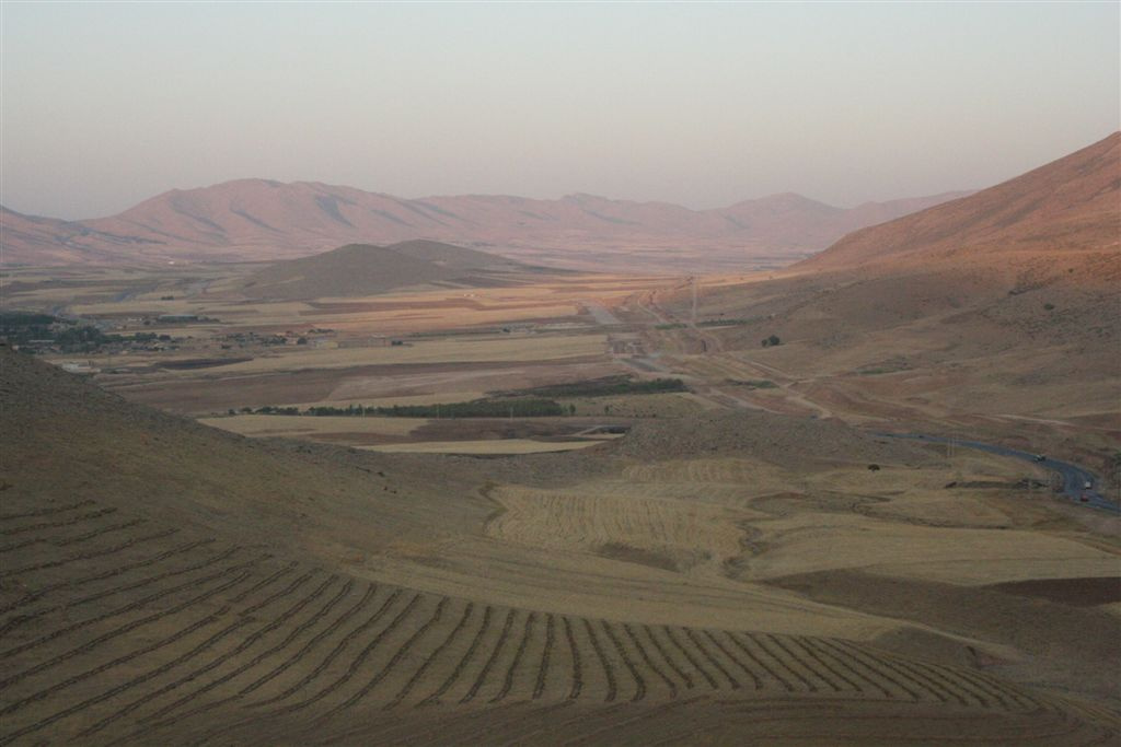 Irán 3719 Arak és Kermanshah között