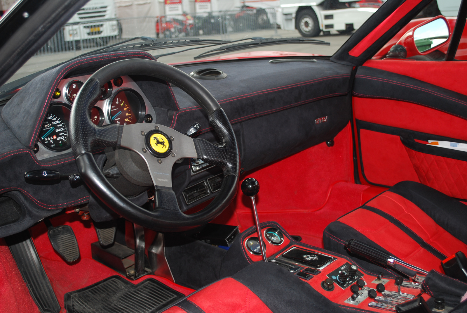 Ferrari 308 Belső