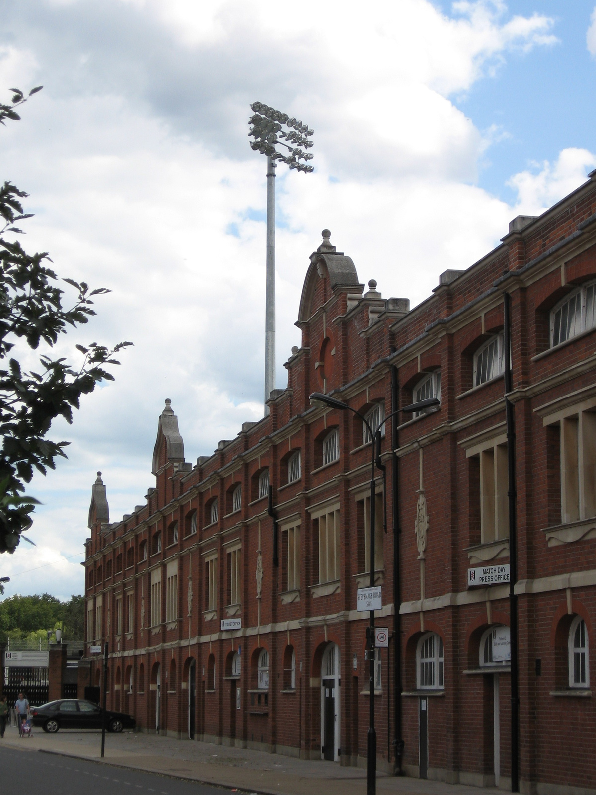 Fulham F. C. (Craven Cottage)