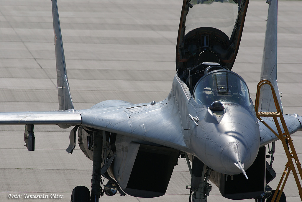 Kmet 090526 MiG-29-01