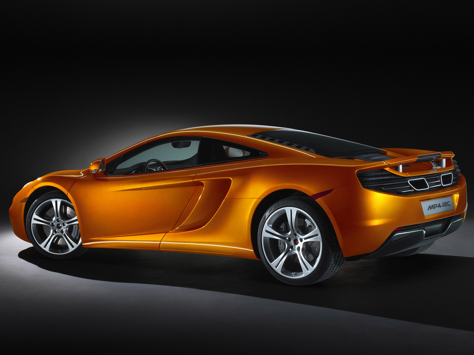 mclaren mp4-12c-2010 r5