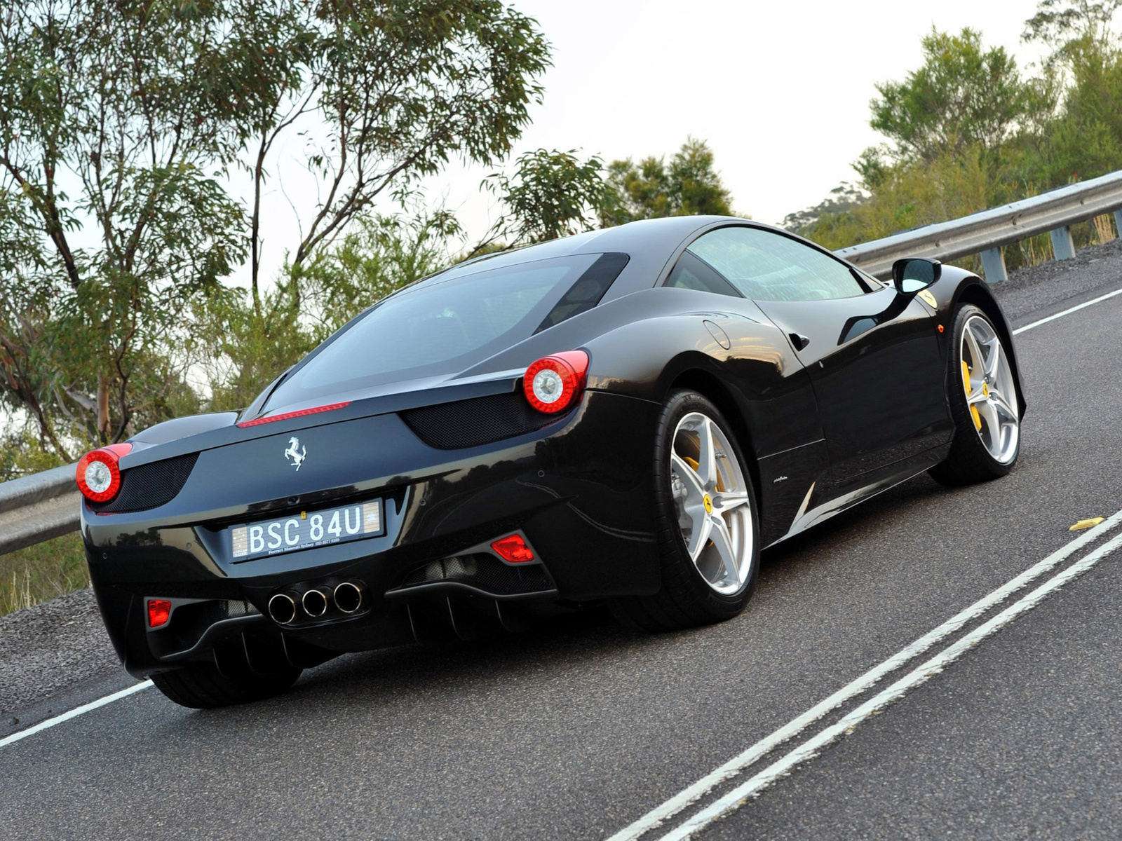 ferrari 458-italia-australia-2010 r8