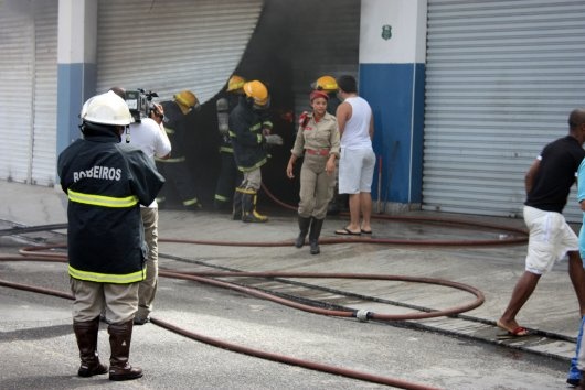 military woman brazil firemen 000020.jpg 530