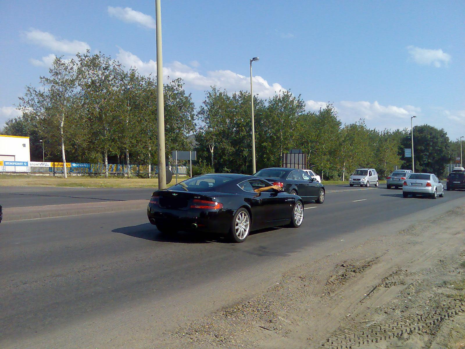 Aston Martin DB9