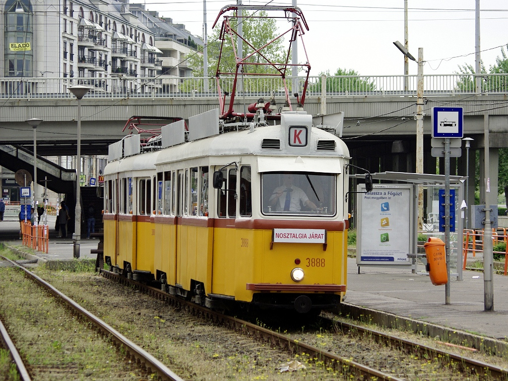 UV a Boráros téren 12 2011.04.25