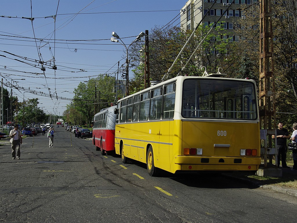 Ikarus 260T a Troligarázsban 10 2009.09.26