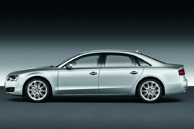 2011-Audi-A8-L-W12-15