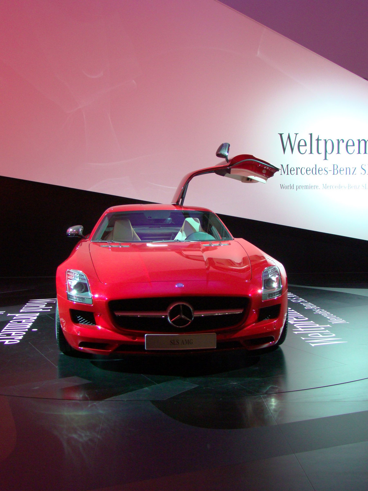 Mercedes-Benz SLS AMG