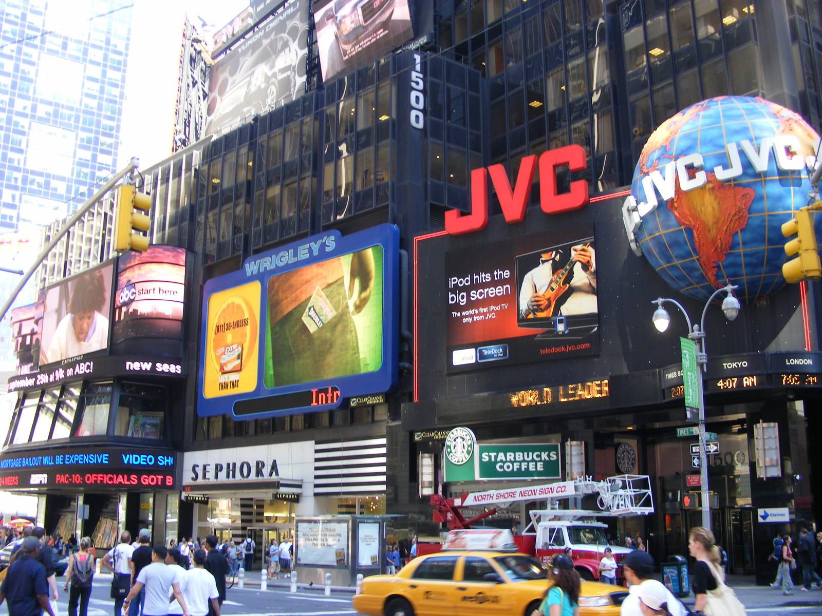 Times Square, Manhattan, New York City, New York, USA