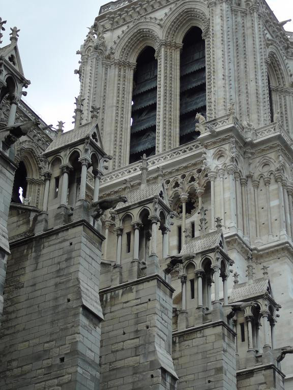 2007.09.3-08. Notre Dame274