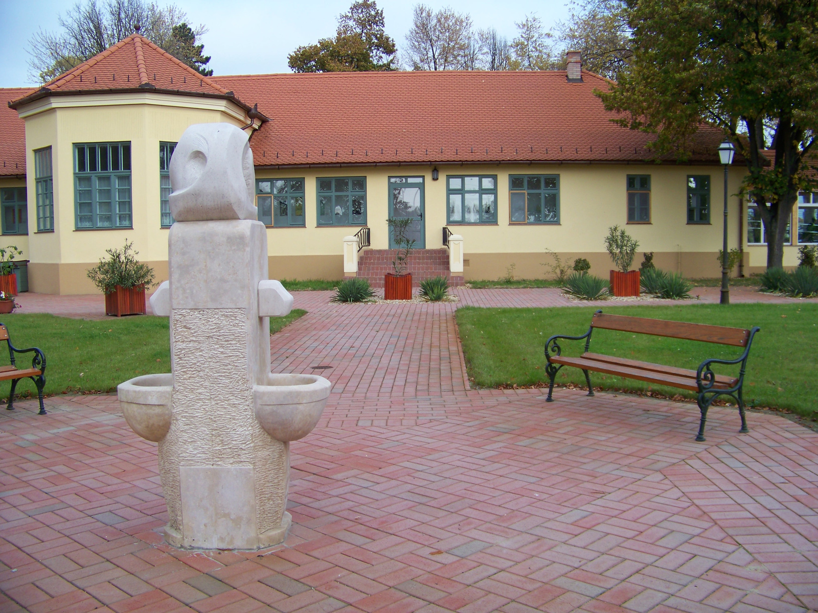Gyulavári, kastélykert