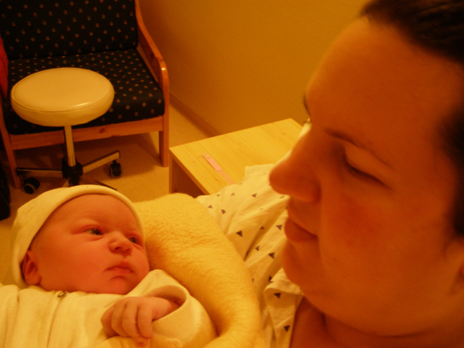 2007.12.09. Végre anyával
