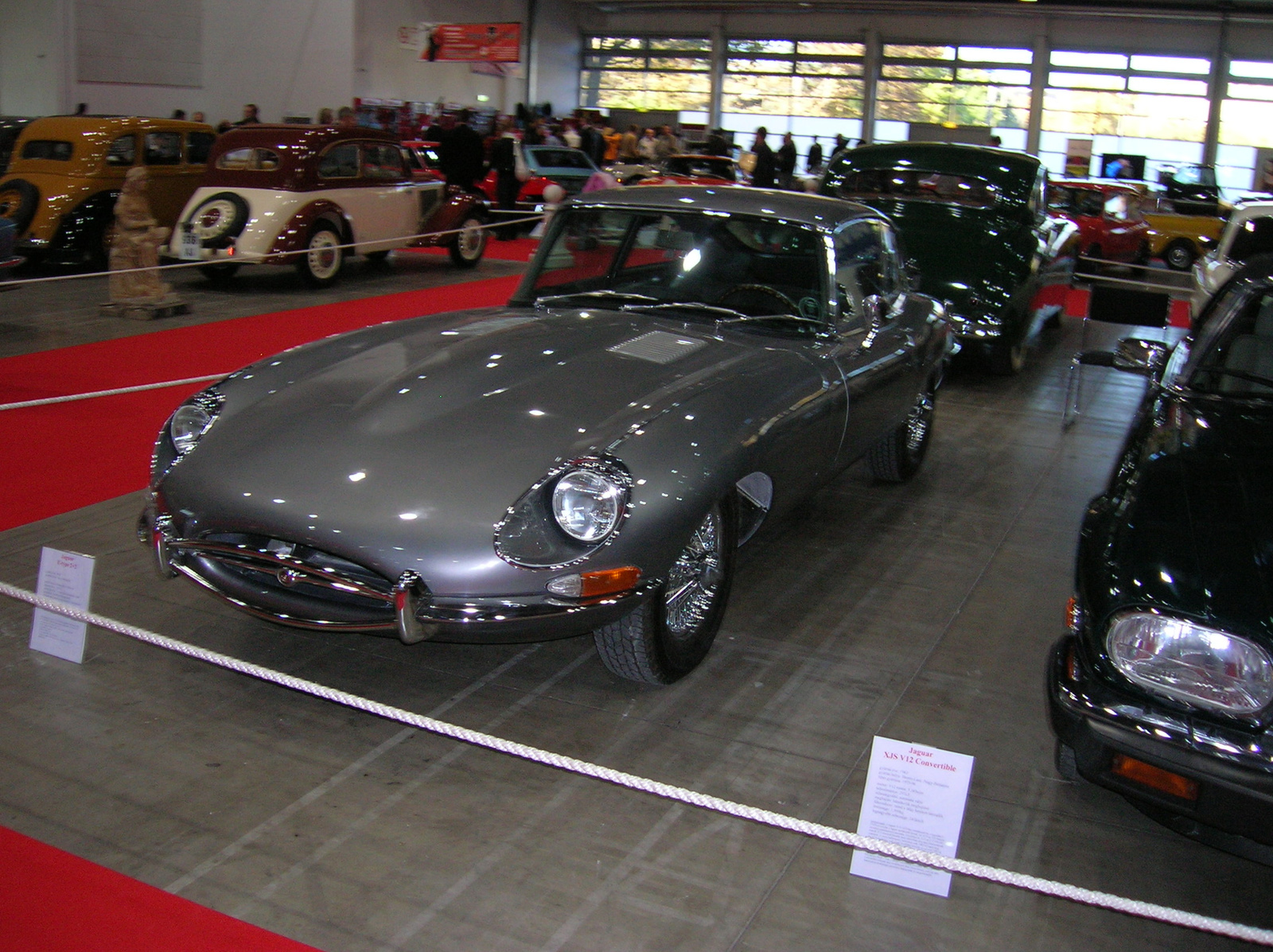 Jaguar e-type