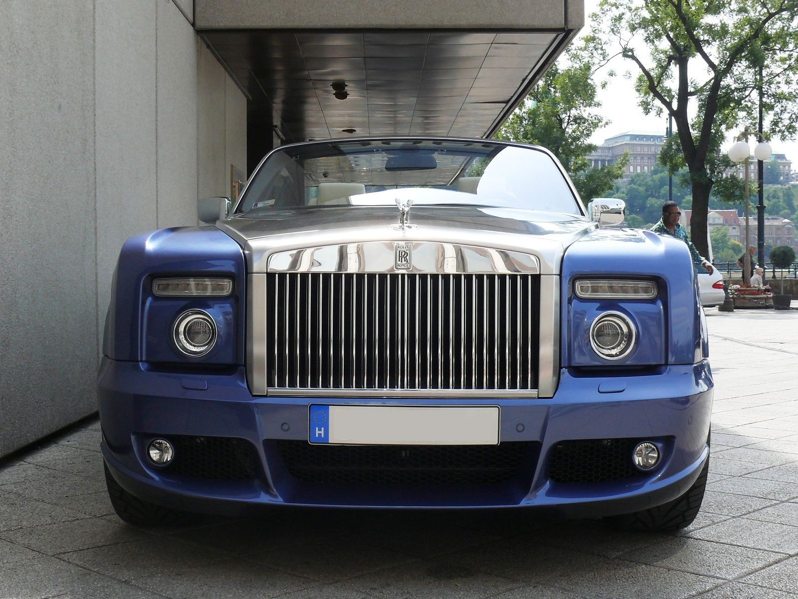 Mansory Bel Air (Rolls Royce Phantom Drophead Coupé)