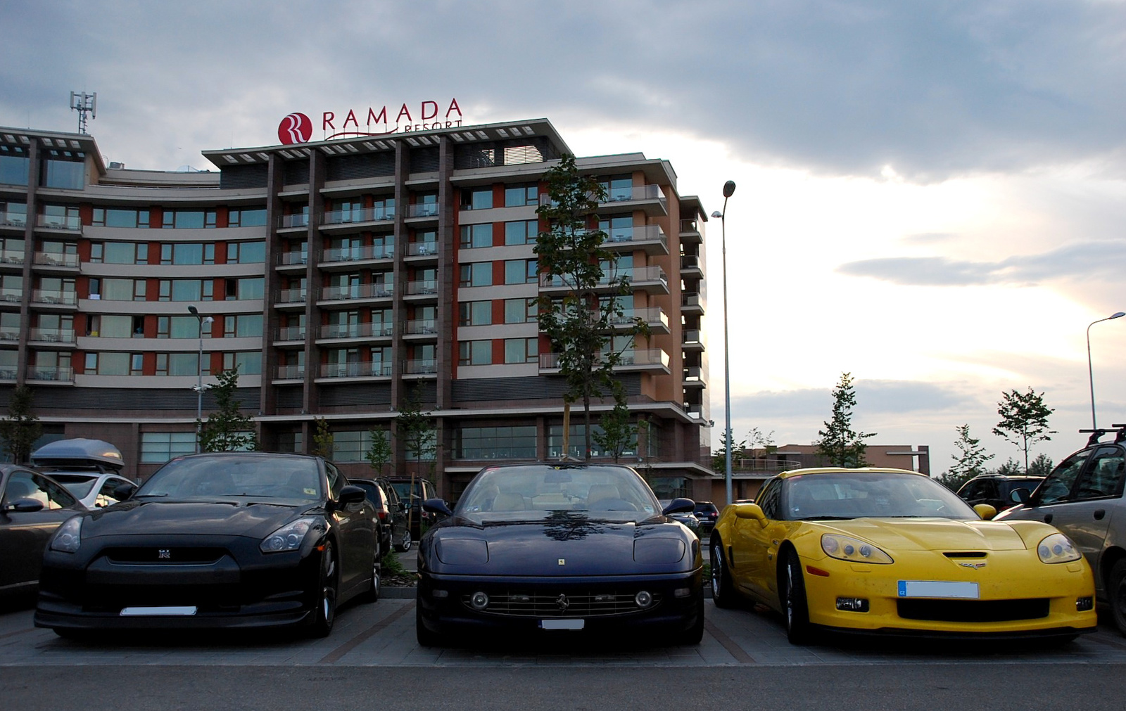 Nisan GT-R - Ferrari 456M GT - Corvette Z06