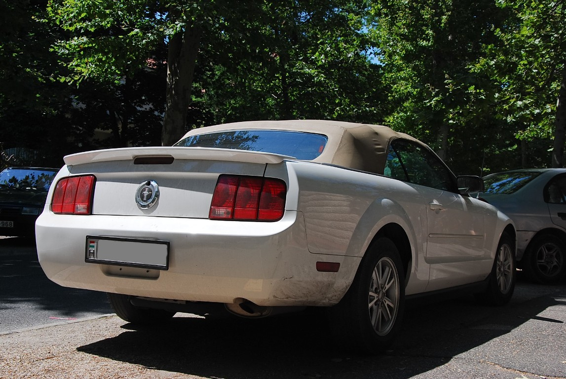 Ford Mustang Convertible