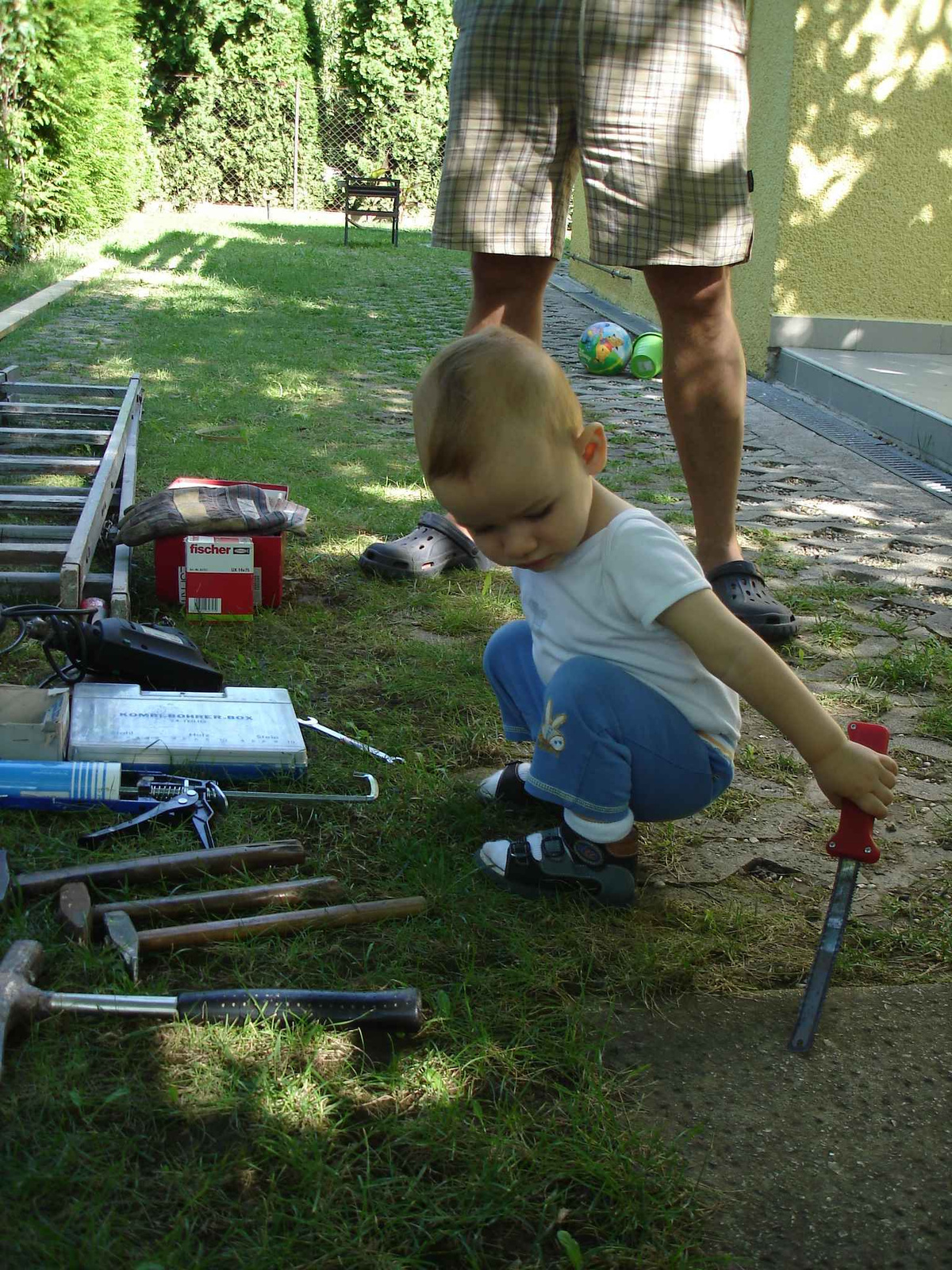 Tetőjavításhoz válogatom a szerszámokat