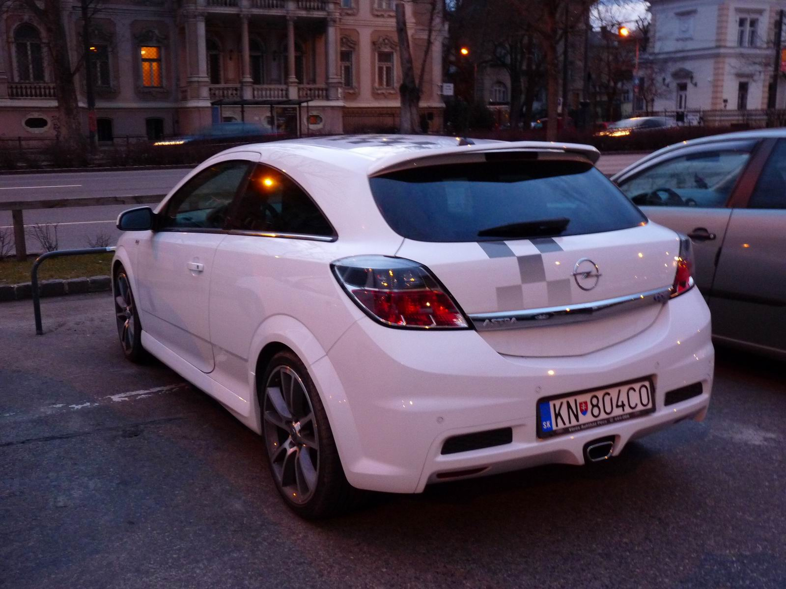 Opel Astra OPC Nürburgring Edition