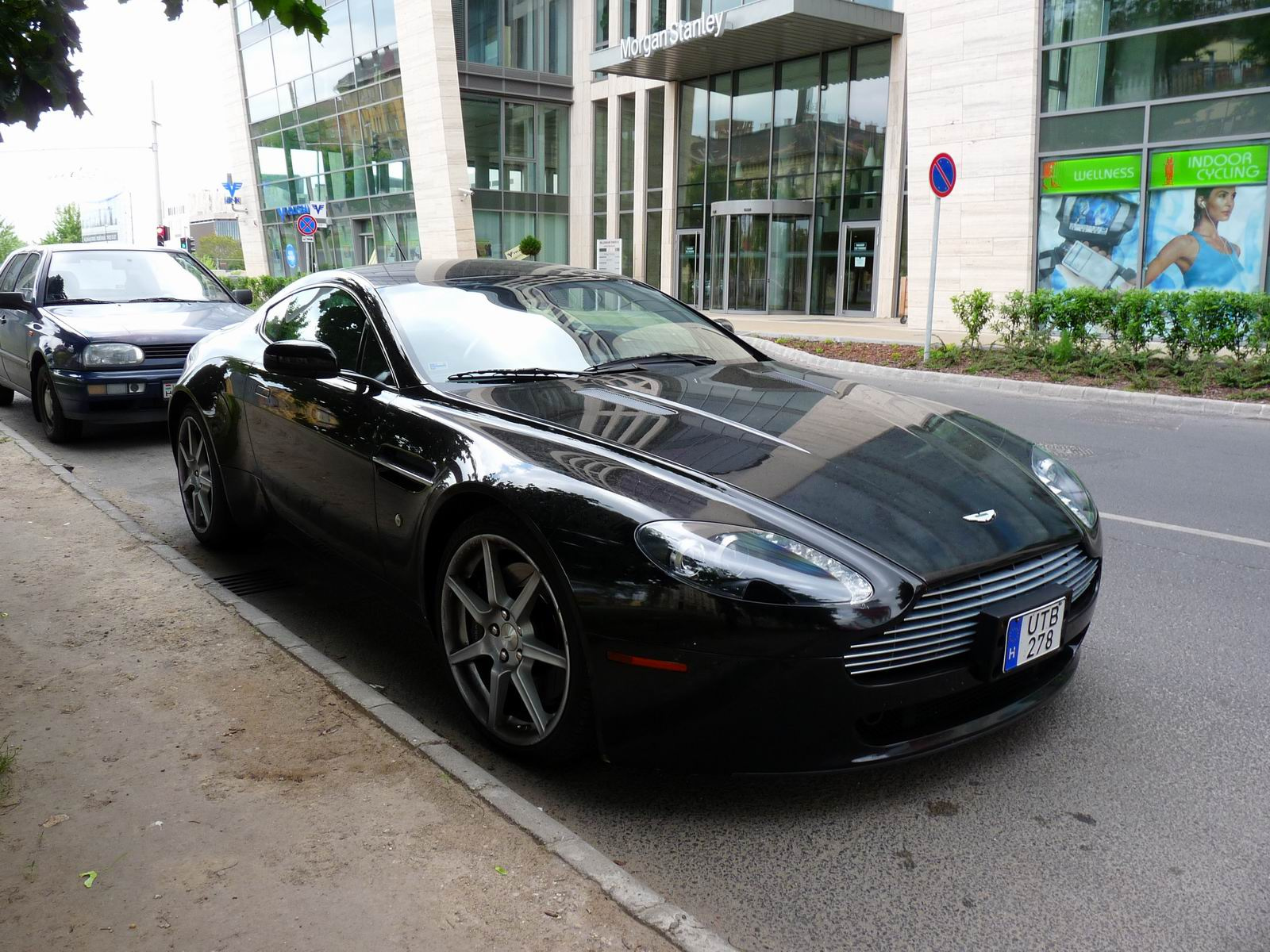 Aston Martin V8 Vantage