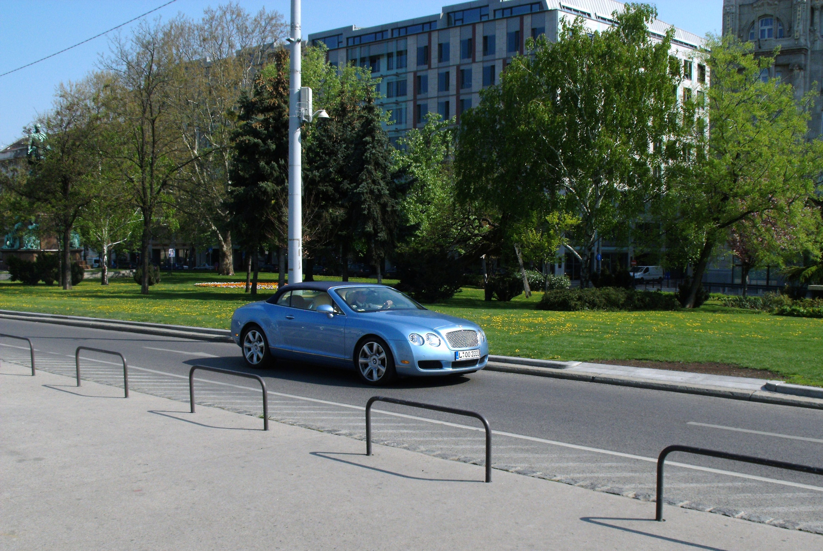 Bentley Continental GTC