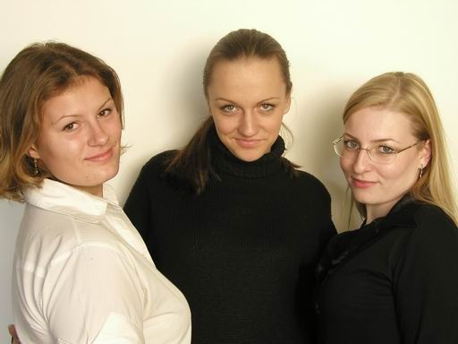 edi,niki,anita