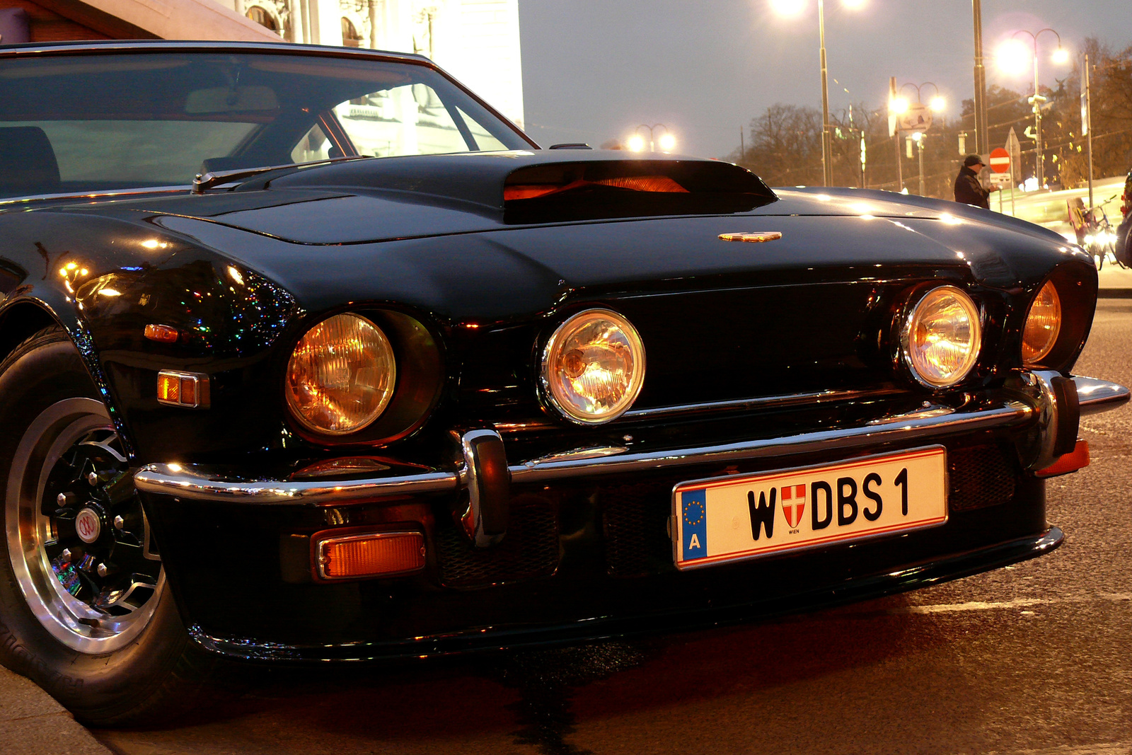 Aston Martin V8 Vantage