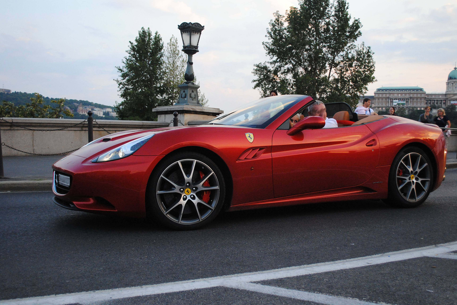 Ferrari California