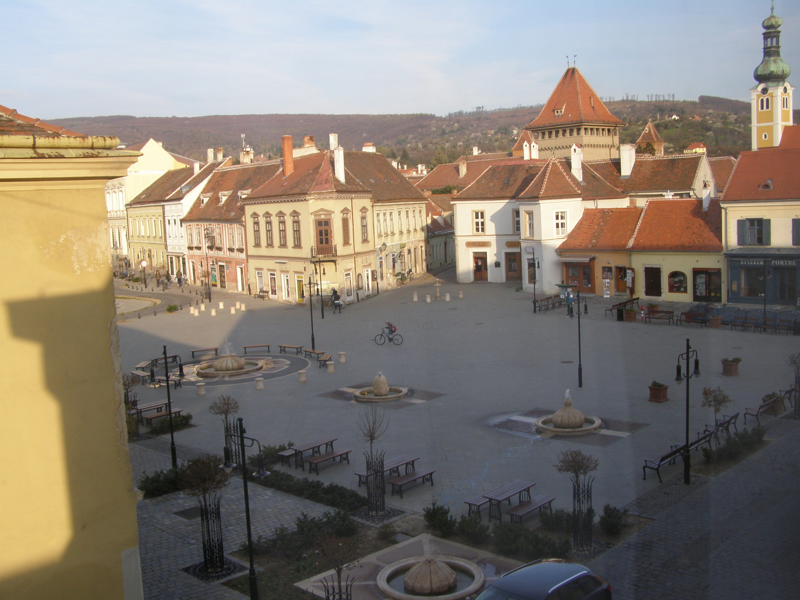 A hotelből fotózva