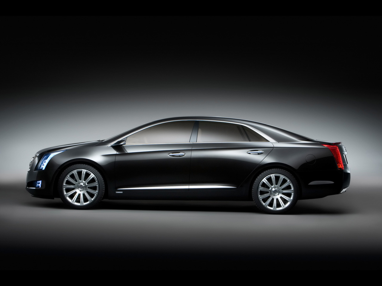 2010-Cadillac-XTS-Platinum-Concept-Side-1280x960