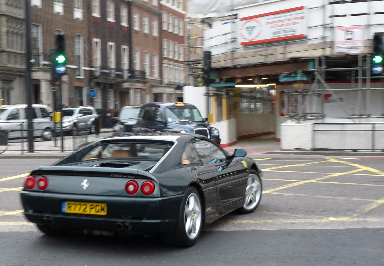 Ferrari F355 Berlinetta