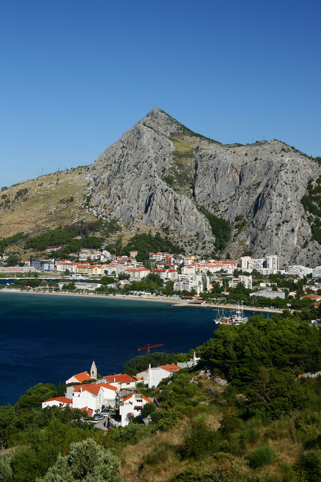 Omis reggel II.