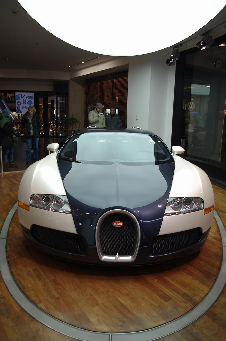 Bugatti-Veyron